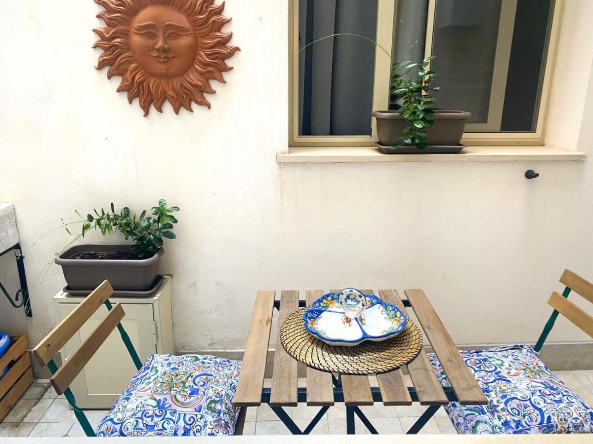 Apartment Alfonzetti-5 Min Walk To Central Train And Bus Station Catania Exterior foto